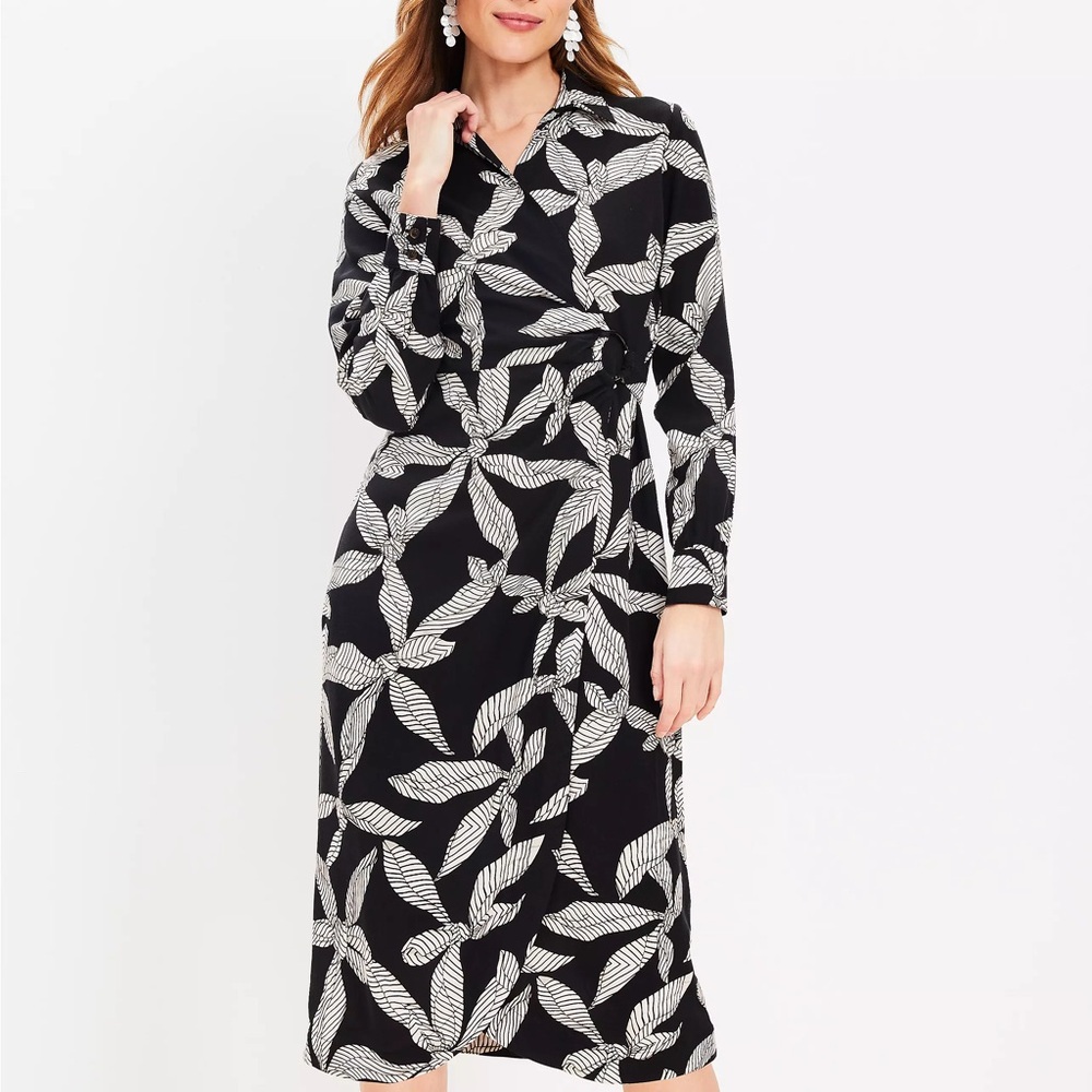 LOFT Black and White Leaf Print Shirtdress size 4
